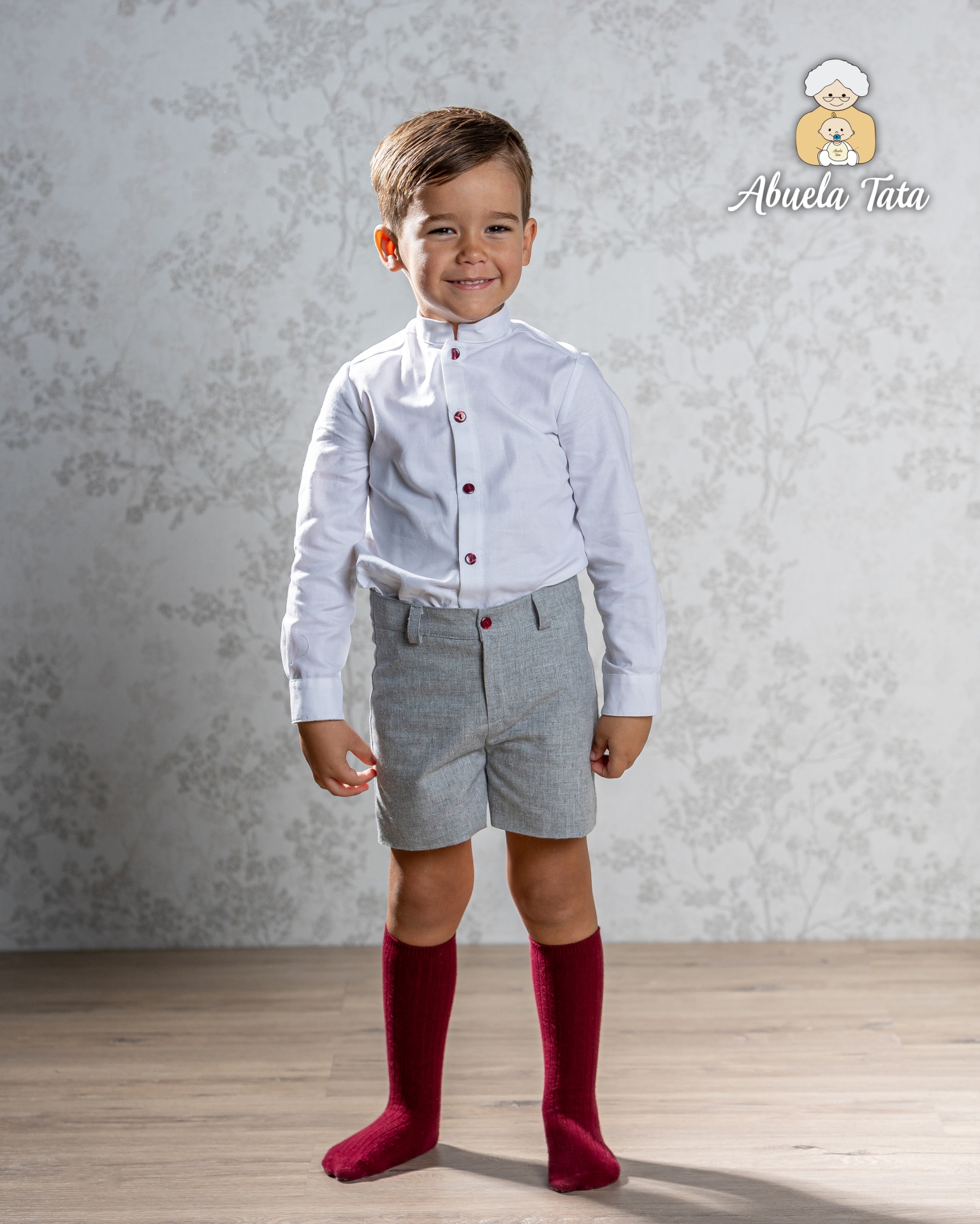 Conj. Menino Abuela Tata