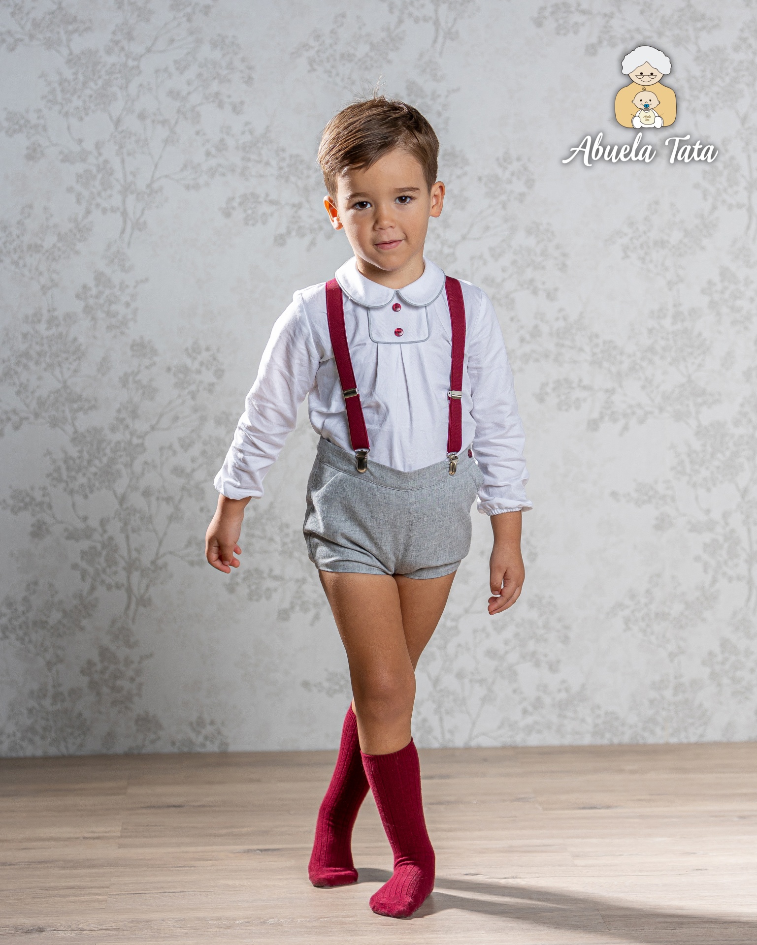 Conj. Menino Abuela Tata