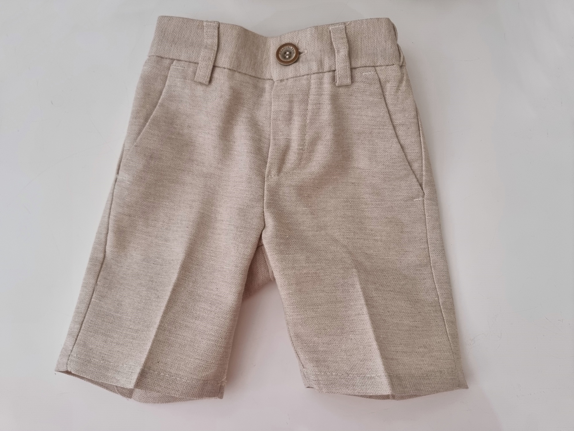 Bermuda Emanuel Pris