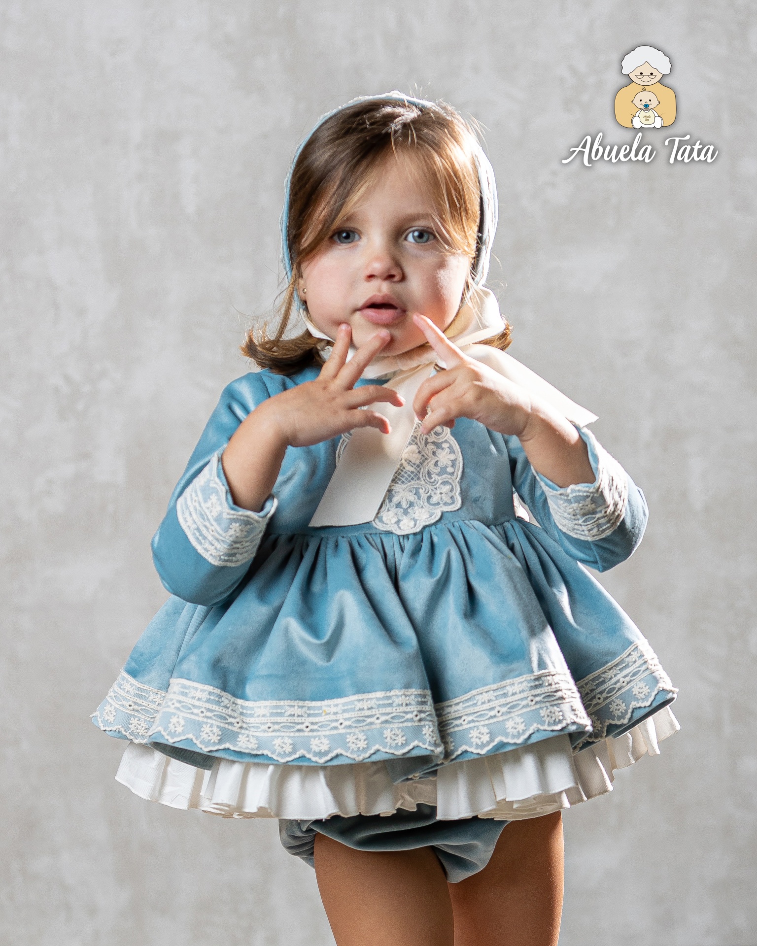 JESUSITO Abuela Tata