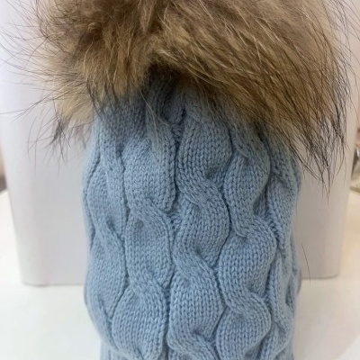 Gorro com Pompom Azul