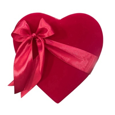 Caixa Coração Veludo 22 Bombons Sortidos Bonitos