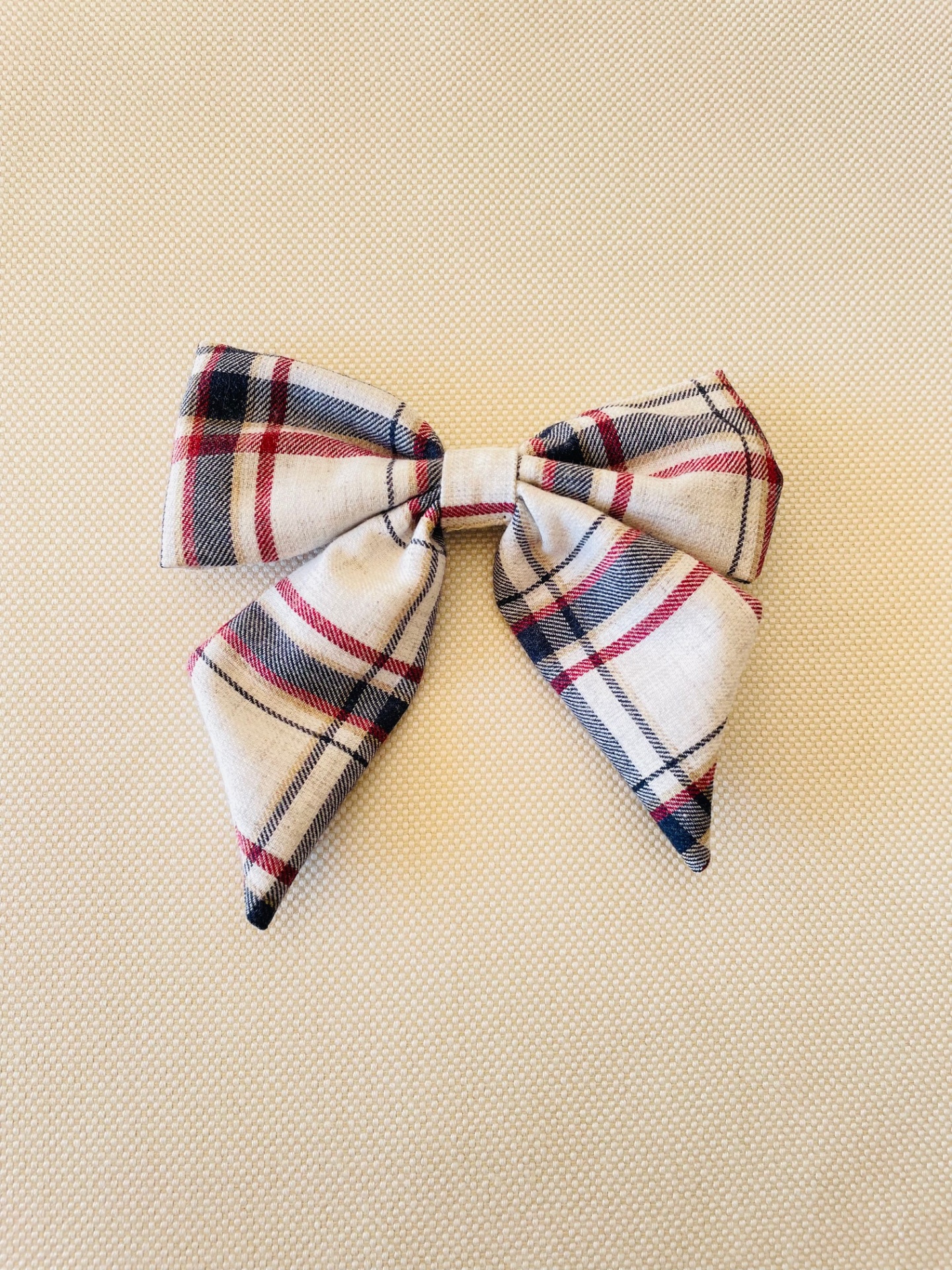 Laço para cabelo em tartan azul e bordô