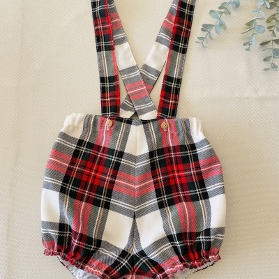 Calção com alças em tartan