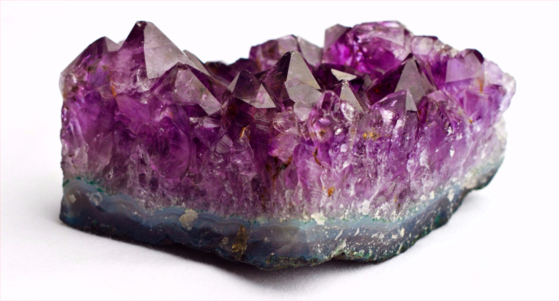 Pedra Ametista - suas caraterísticas terapeuticas Pedra Ametista - suas caraterísticas terapeuticas