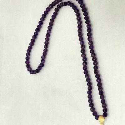 https://www.buddhanature.pt/product/japamala-de-pedras-de-ametista