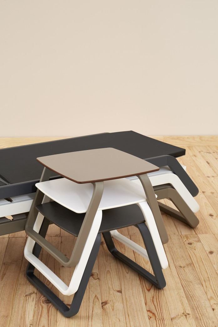 E - Mesa VILA TABLE By Ezpeleta