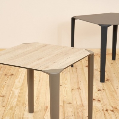 Mesa&#x20;ONE&#x20;By&#x20;Ezpeleta