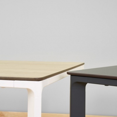 Mesa MEET  By Ezpeleta