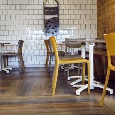 Mesa&#x20;KOS&#x20;By&#x20;Ezpeleta&#x00AE;