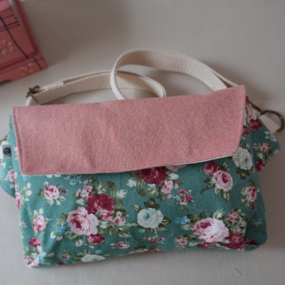 Bolsa Transversal Floral Vintage