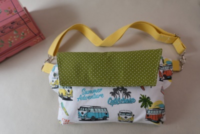 Bolsa Transversal Summer Adventure