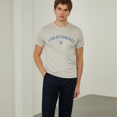 T-shirt de algodão com logotipo no peito Lion of Porches