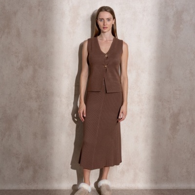 Colete de malha com botões dourados SMF