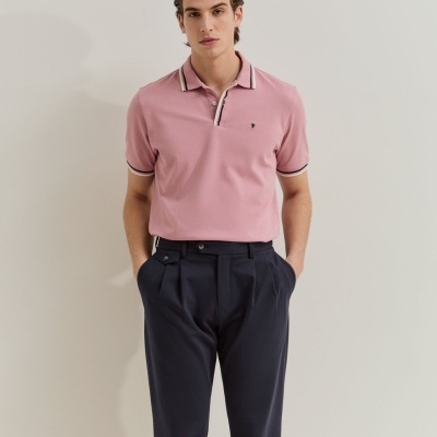 Polo regular fit em piqué de algodão Lion of Porches