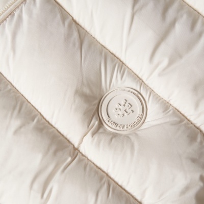 Colete acolchoado gola alta Lion of Porches