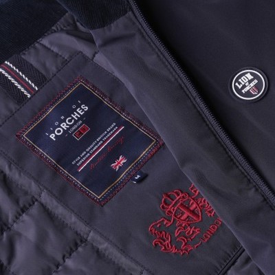 Blusão Lion of Porches