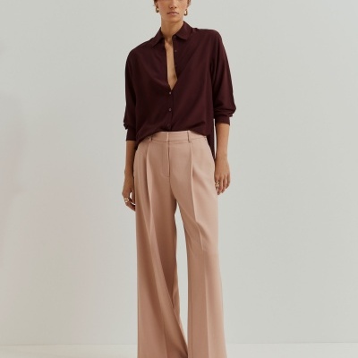 Calças pantalona vincadas Lion of Porches