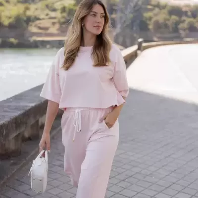 Calça em malha com cordão Scripta