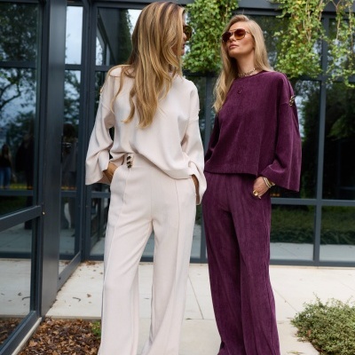 Calça C/Aplicação Swallow