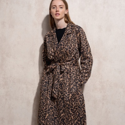 Trench coat com estampa animal SMF