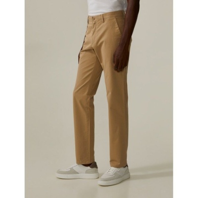 Calças chino slim fit Decenio