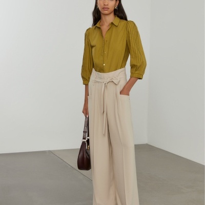 Calças pantalona com cinto Lion of Porches