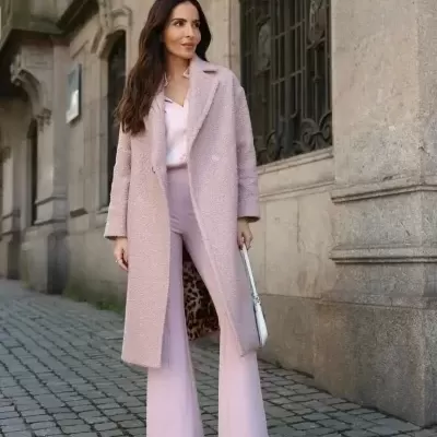 Casaco comprido em artigo fantasia Scripta