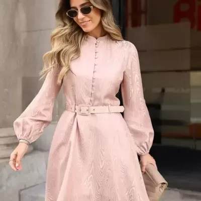 Vestido estampado com cinto e mangas abalonadas Scripta