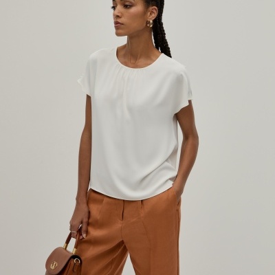 Blusa fluida manga curta Decenio