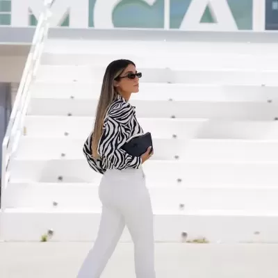 Calça de cintura subida e perneira justa Scripta