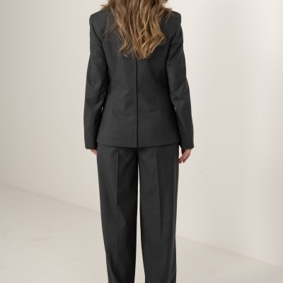 BLAZER DE TRESPASSE ANA SOUSA