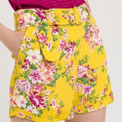 Calção florido Naf Naf