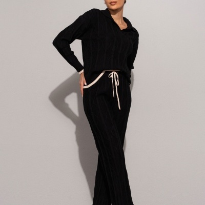 Conjunto de polo e calça em malha trabalhada Ferrache