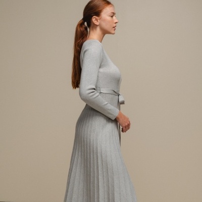 Vestido de malha em lurex com cinto SMF