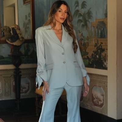 Calças Flare de Cintura Subida com Botões Sahoco