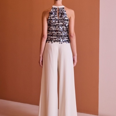 Conjunto com blusa e calça transpassada Carla Ruiz