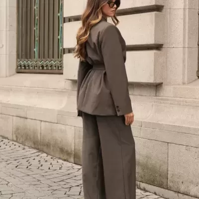 Blazer Cintado Castanho  SPACCIO by Cristina
