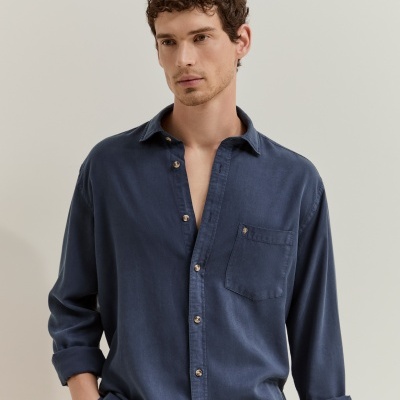 Camisa regular fit em liocel Lion of Porches