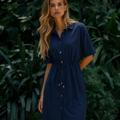 Vestido camiseiro em tecido com linho Ferrache