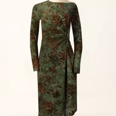 Vestido Midi em Veludo com Nó Frontal Sahoco