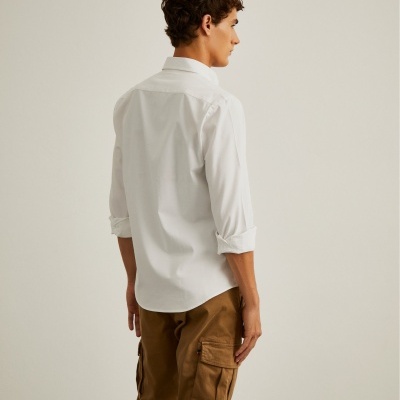 Camisa Slim Fit em sarjinha Lion of Porches