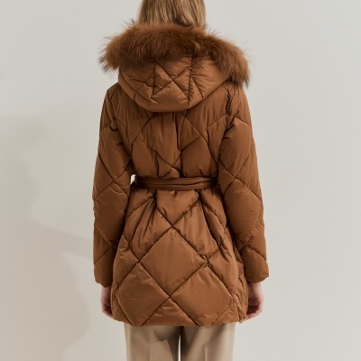 Blusão acolchoado com capuz e cinto Lion of Porches