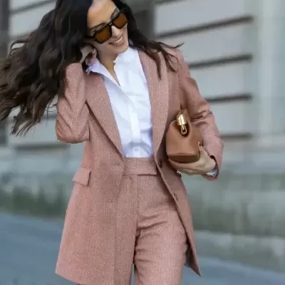 Blusa com detalhe de missangas Scripta