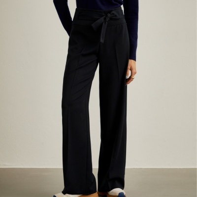 Calças pantalona com cinto Lion of Porches