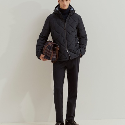 Blusão acolchoado com capuz Lion of Porches