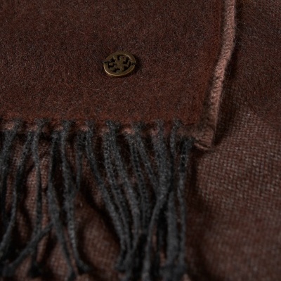 Cachecol tricolor com franjas Lion of Porches