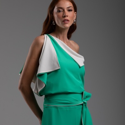 Top assimétrico Swallow