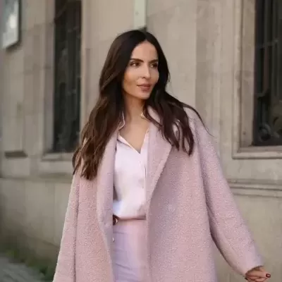 Casaco comprido em artigo fantasia Scripta