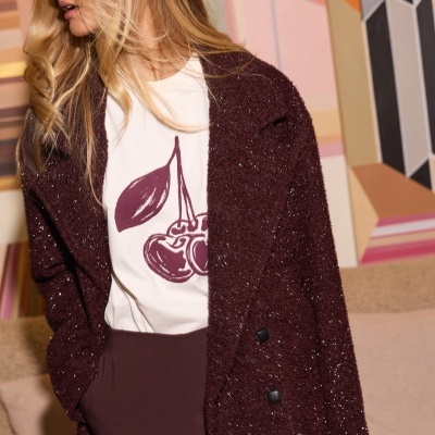 T-Sirt com estampado na frente Swallow